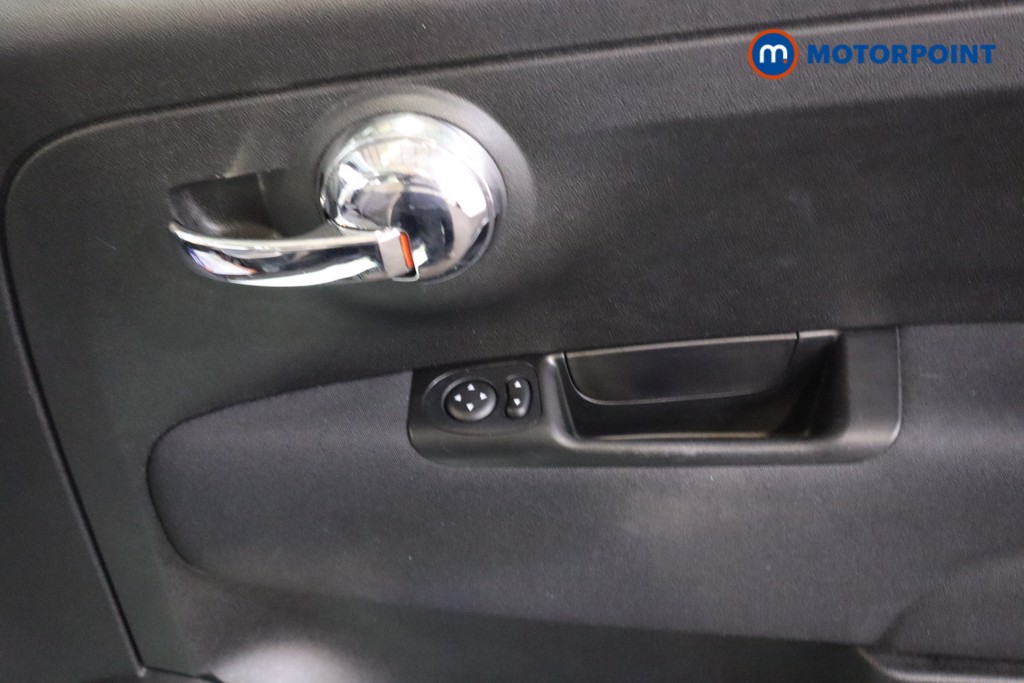 Fiat 500 Lounge Manual Petrol Hatchback - Stock Number (1585280) - 10th supplementary image