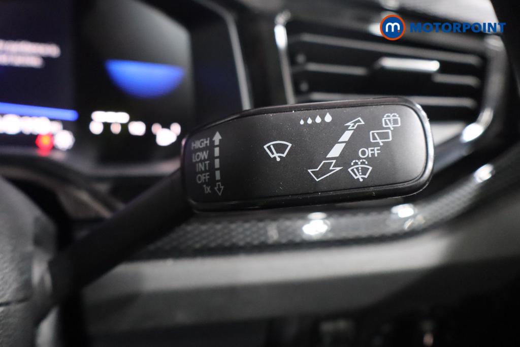 Volkswagen Taigo Life Automatic Petrol SUV - Stock Number (1585320) - 9th supplementary image