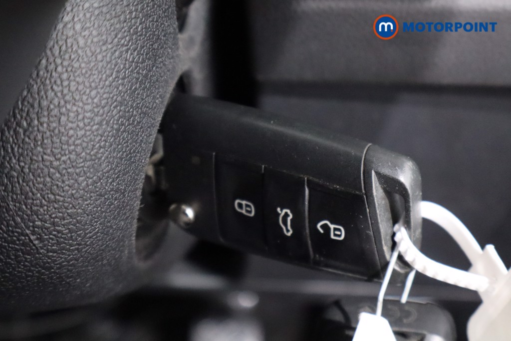 Volkswagen Polo Match Manual Petrol Hatchback - Stock Number (1585541) - 13th supplementary image