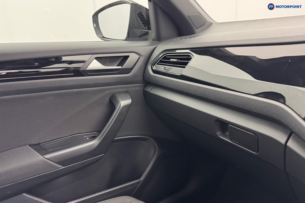Volkswagen T-Roc Black Edition Automatic Petrol SUV - Stock Number (1585577) - 18th supplementary image