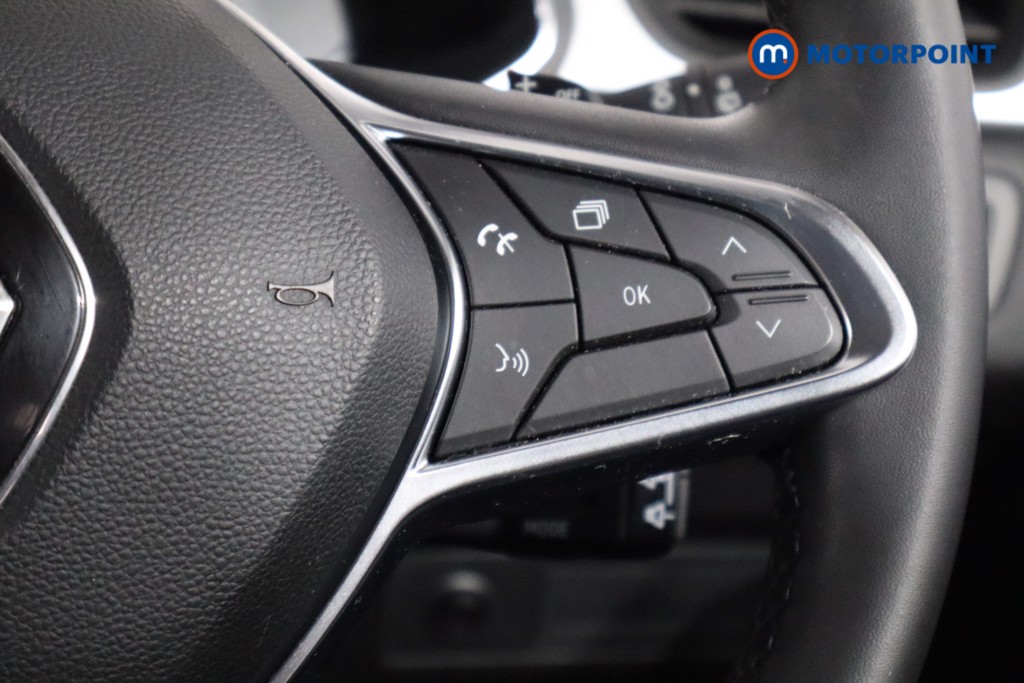 Renault Captur Iconic Automatic Petrol SUV - Stock Number (1585641) - 8th supplementary image