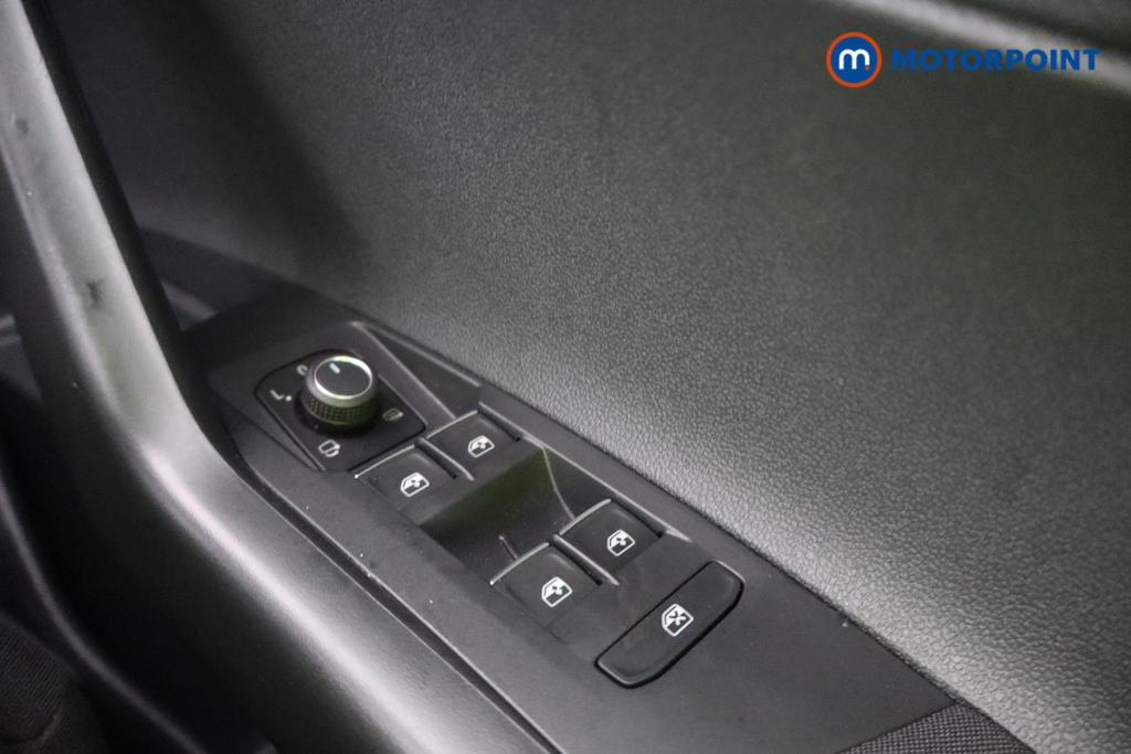 Volkswagen Taigo R-Line Manual Petrol SUV - Stock Number (1585655) - 12th supplementary image