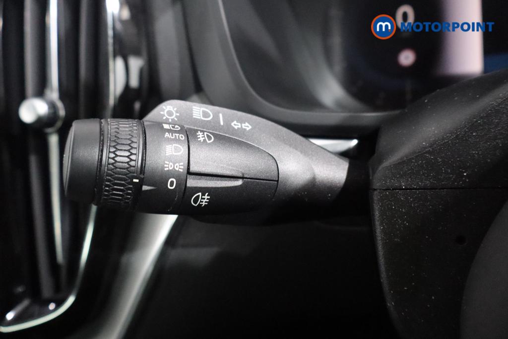 Volvo Xc60 Plus Automatic Petrol SUV - Stock Number (1585686) - 8th supplementary image