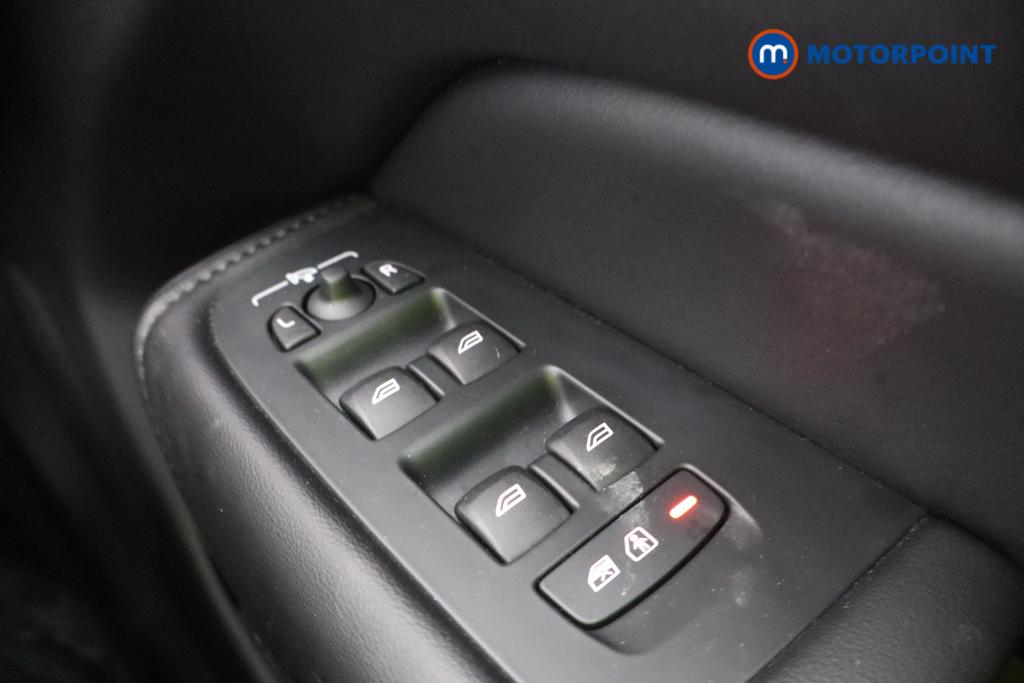Volvo Xc60 Plus Automatic Petrol SUV - Stock Number (1585686) - 12th supplementary image