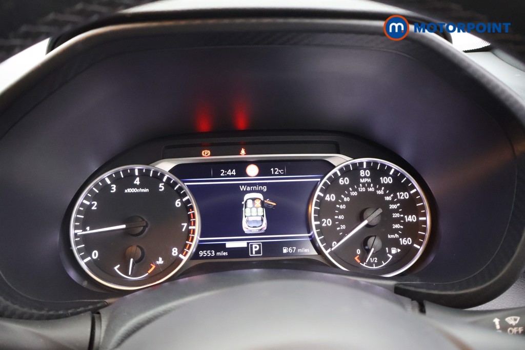 Nissan Juke N-Connecta Automatic Petrol SUV - Stock Number (1585806) - 4th supplementary image