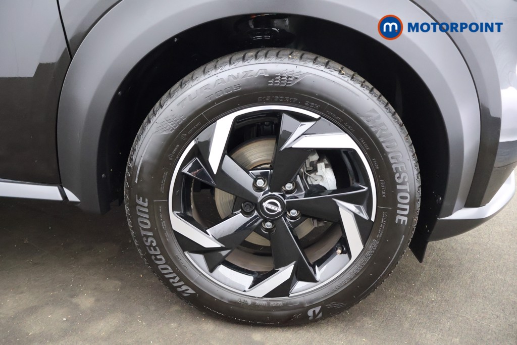 Nissan Juke N-Connecta Automatic Petrol SUV - Stock Number (1585806) - 25th supplementary image