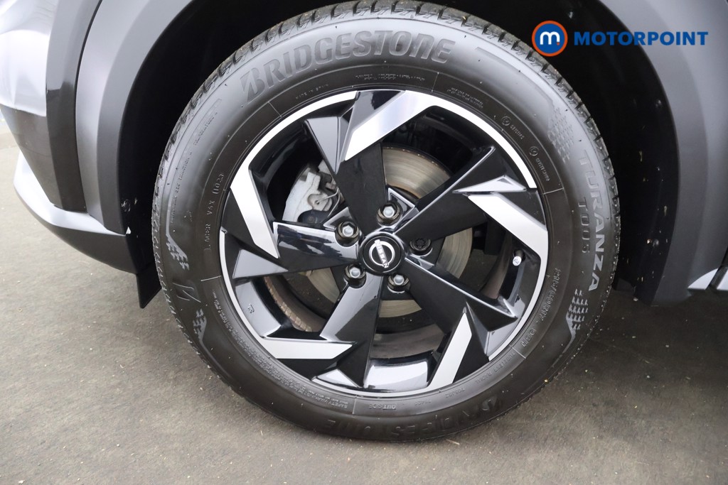 Nissan Juke N-Connecta Automatic Petrol SUV - Stock Number (1585806) - 28th supplementary image