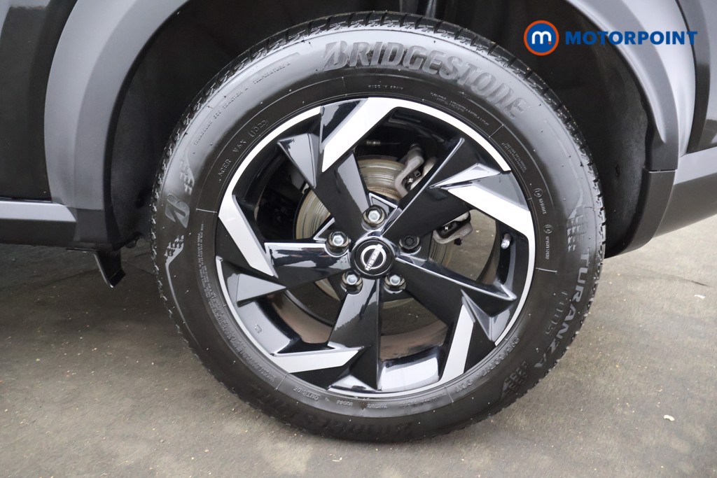 Nissan Juke N-Connecta Automatic Petrol SUV - Stock Number (1585806) - 29th supplementary image