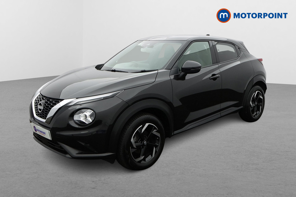 Nissan Juke N-Connecta Automatic Petrol SUV - Stock Number (1585806) - Passenger side front corner