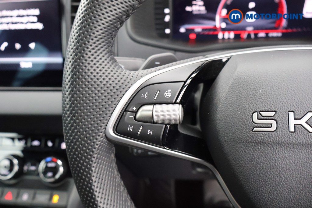 Skoda Karoq Sportline Edition Automatic Petrol SUV - Stock Number (1585868) - 2nd supplementary image