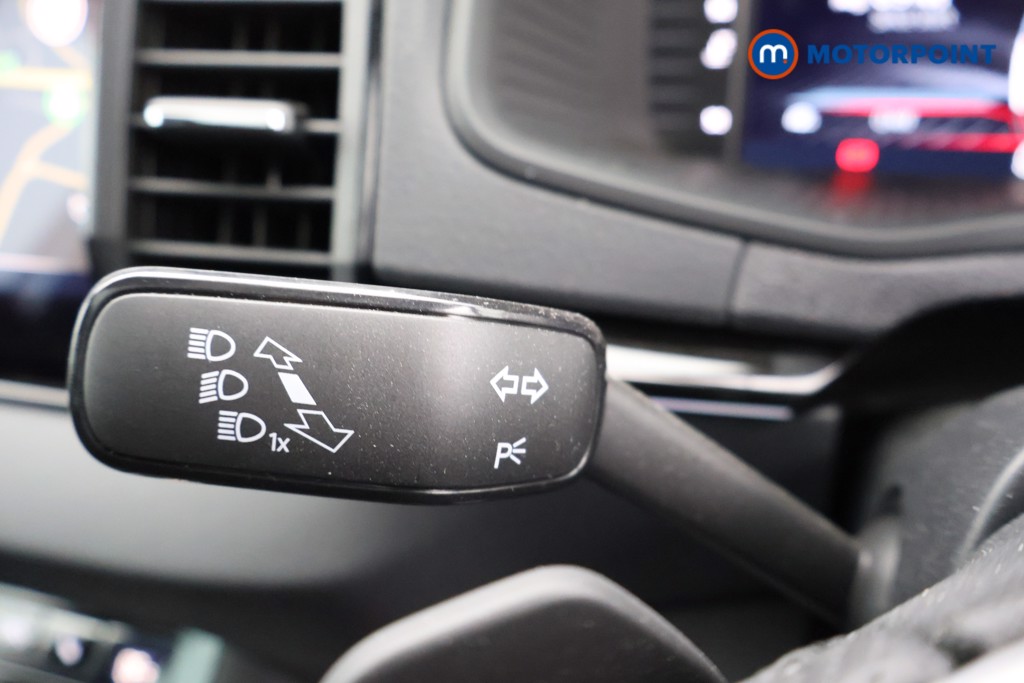 Skoda Karoq Sportline Edition Automatic Petrol SUV - Stock Number (1585868) - 5th supplementary image