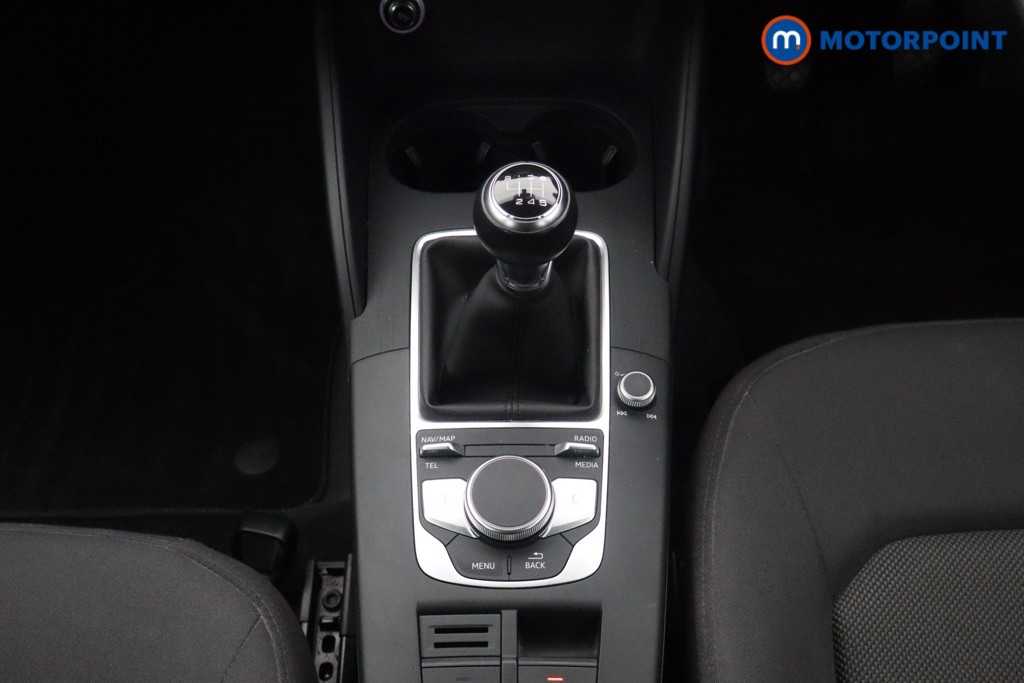 Audi A3 Se Technik Manual Petrol Hatchback - Stock Number (1585934) - 4th supplementary image