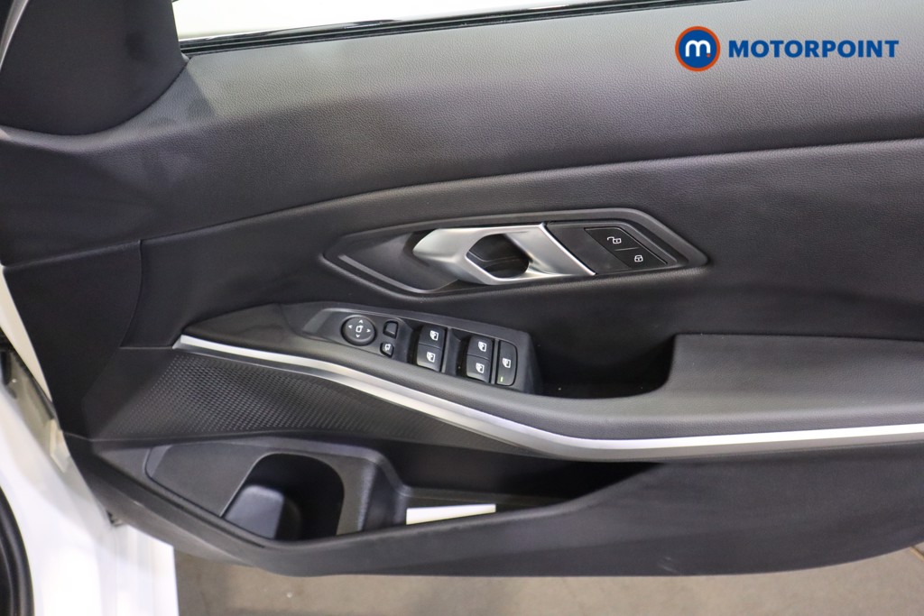 BMW 3 Series M Sport Automatic Petrol Saloon - Stock Number (1586018) - 9th supplementary image