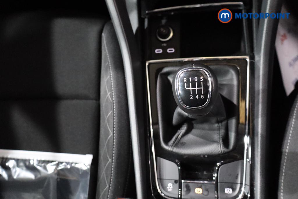 Skoda Karoq Se Technology Manual Petrol SUV - Stock Number (1586033) - 13th supplementary image