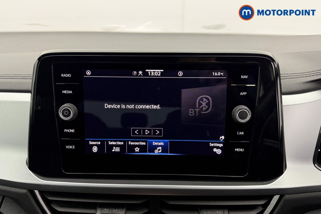 Volkswagen T-Roc Life Automatic Petrol SUV - Stock Number (1586215) - 7th supplementary image