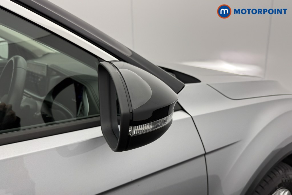Volkswagen T-Roc Life Automatic Petrol SUV - Stock Number (1586215) - 19th supplementary image