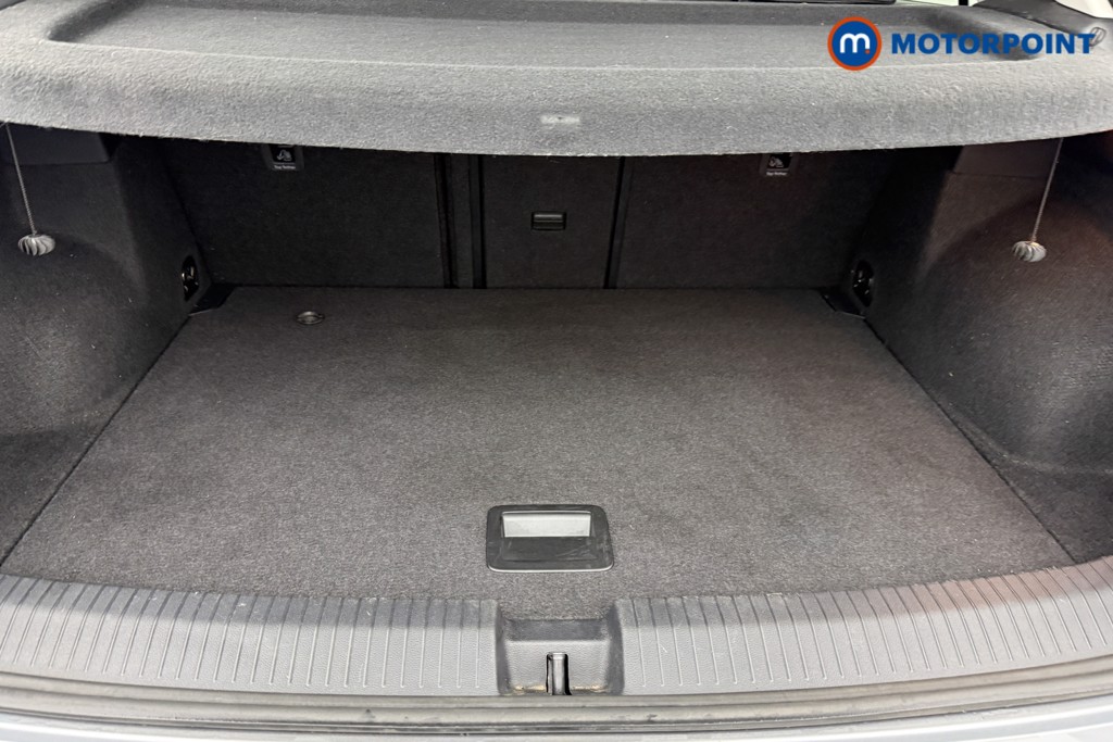 Volkswagen T-Roc Life Automatic Petrol SUV - Stock Number (1586215) - 22nd supplementary image