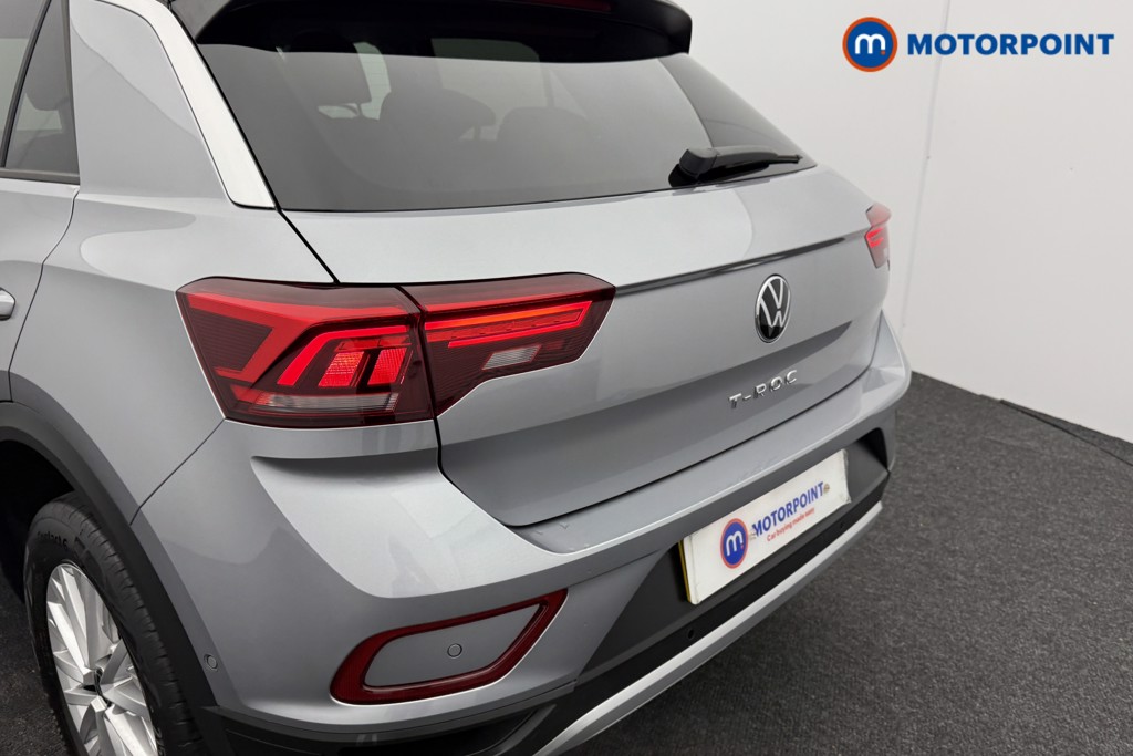 Volkswagen T-Roc Life Automatic Petrol SUV - Stock Number (1586215) - 27th supplementary image