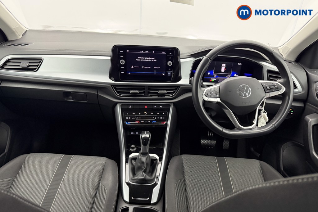 Volkswagen T-Roc Life Automatic Petrol SUV - Stock Number (1586215) - 1st supplementary image