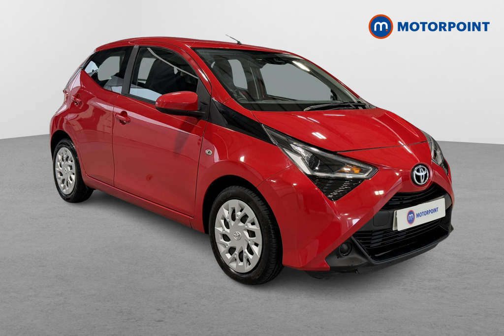 Toyota Aygo X-Play Automatic Petrol Hatchback - Stock Number (1586307) - Drivers side front corner