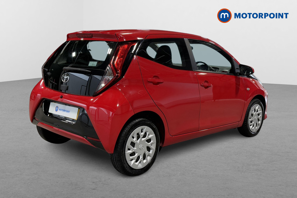 Toyota Aygo X-Play Automatic Petrol Hatchback - Stock Number (1586307) - Drivers side rear corner