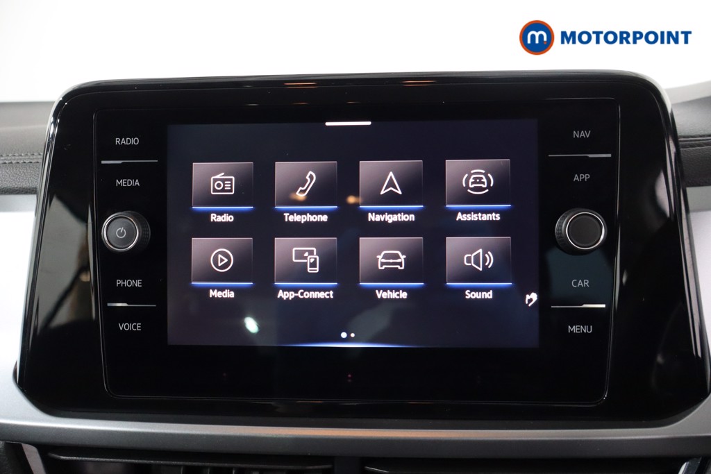 Volkswagen T-Roc Life Automatic Petrol SUV - Stock Number (1586334) - 2nd supplementary image