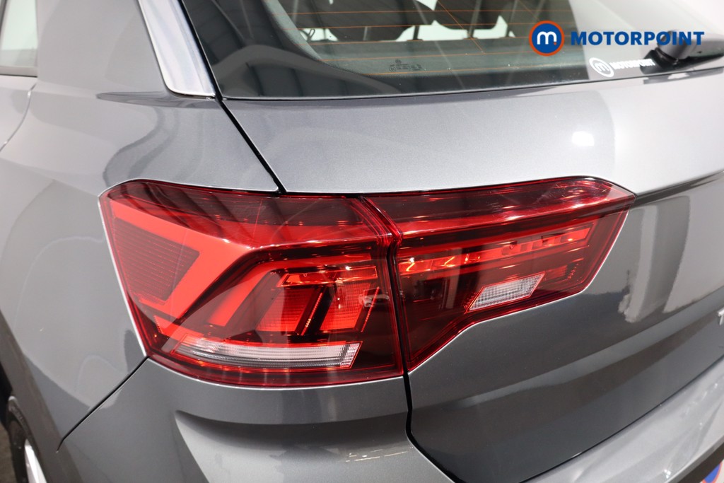 Volkswagen T-Roc Life Automatic Petrol SUV - Stock Number (1586334) - 33rd supplementary image