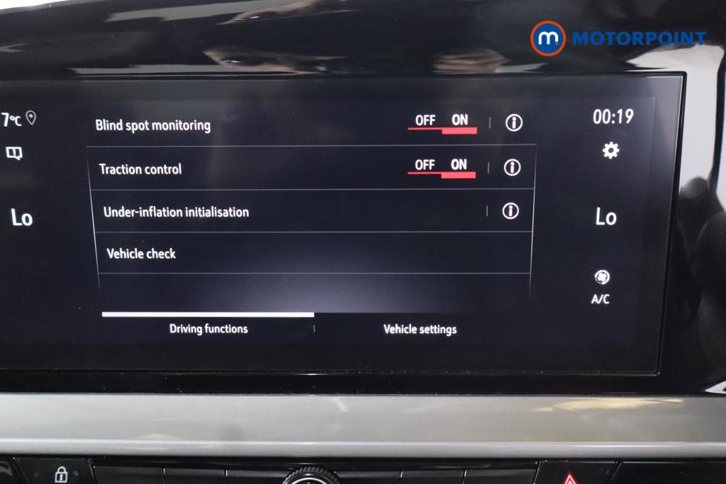 Vauxhall Mokka Ultimate Automatic Electric SUV - Stock Number (1586464) - 10th supplementary image