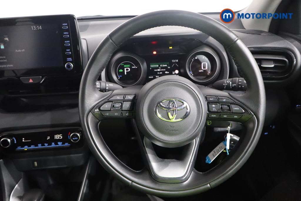Toyota Yaris Design Automatic Petrol-Electric Hybrid Hatchback - Stock Number (1586530) - 6th supplementary image