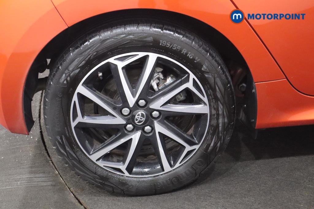 Toyota Yaris Design Automatic Petrol-Electric Hybrid Hatchback - Stock Number (1586530) - 18th supplementary image