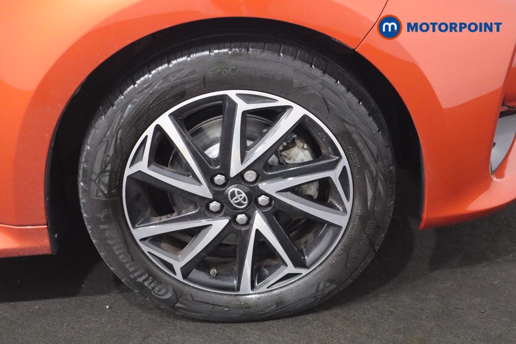 Toyota Yaris Design Automatic Petrol-Electric Hybrid Hatchback - Stock Number (1586530) - 19th supplementary image