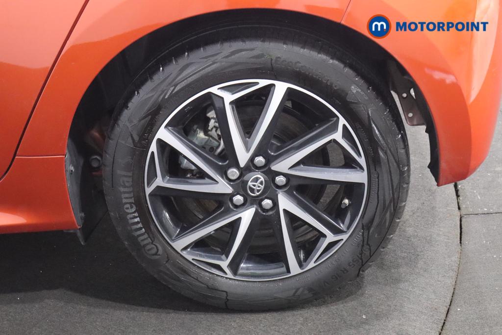 Toyota Yaris Design Automatic Petrol-Electric Hybrid Hatchback - Stock Number (1586530) - 21st supplementary image