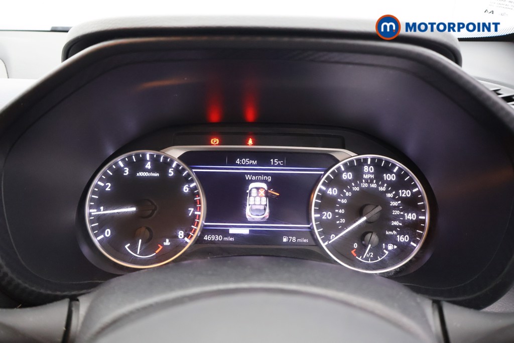 Nissan Juke N-Connecta Manual Petrol SUV - Stock Number (1586598) - 6th supplementary image