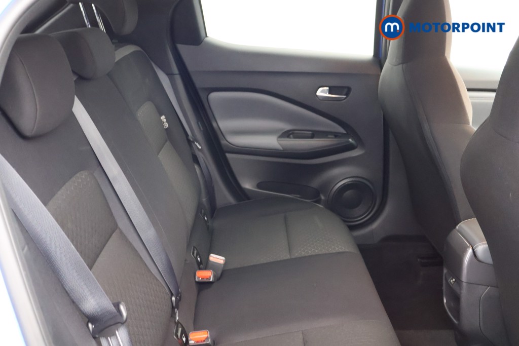 Nissan Juke N-Connecta Manual Petrol SUV - Stock Number (1586598) - 17th supplementary image
