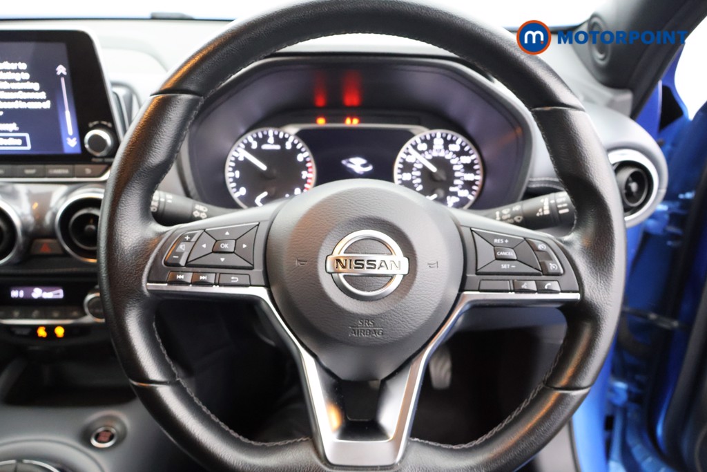 Nissan Juke N-Connecta Manual Petrol SUV - Stock Number (1586598) - 1st supplementary image
