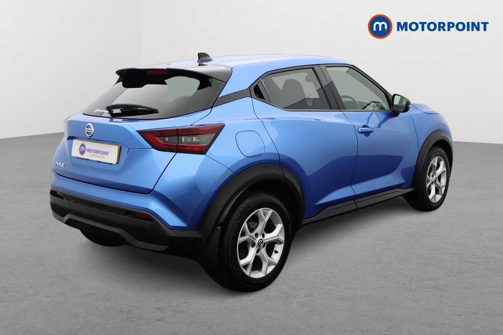 Nissan Juke N-Connecta Manual Petrol SUV - Stock Number (1586598) - Drivers side rear corner