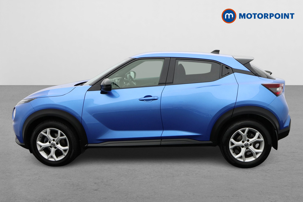 Nissan Juke N-Connecta Manual Petrol SUV - Stock Number (1586598) - Passenger side