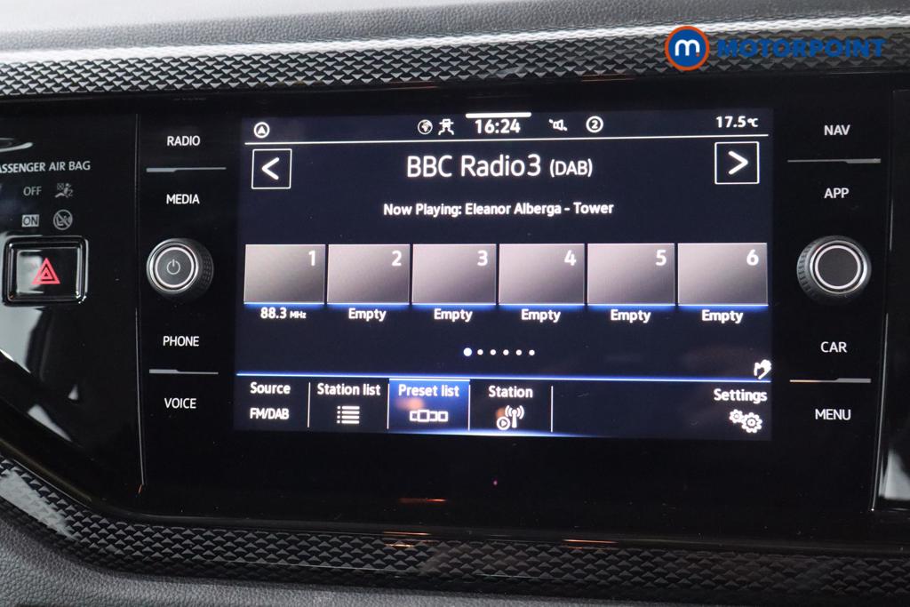 Volkswagen Polo Life Manual Petrol Hatchback - Stock Number (1586711) - 4th supplementary image