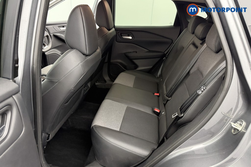 Nissan Qashqai N-Connecta Automatic Petrol SUV - Stock Number (1586715) - 19th supplementary image