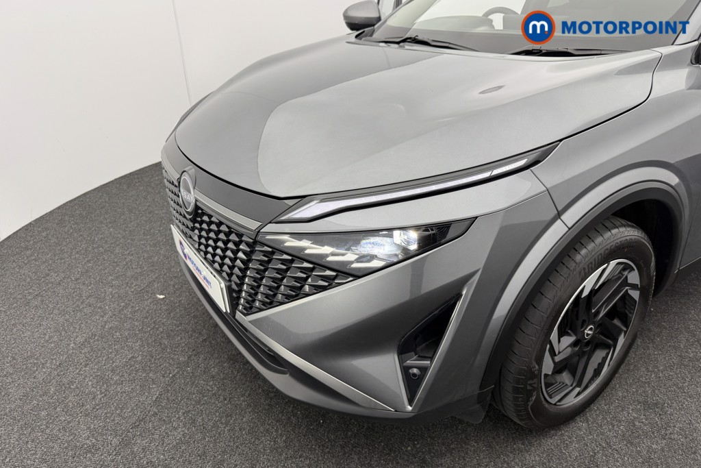 Nissan Qashqai N-Connecta Automatic Petrol SUV - Stock Number (1586715) - 23rd supplementary image