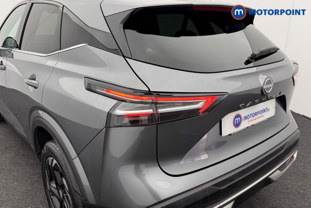 Nissan Qashqai N-Connecta Automatic Petrol SUV - Stock Number (1586715) - 25th supplementary image