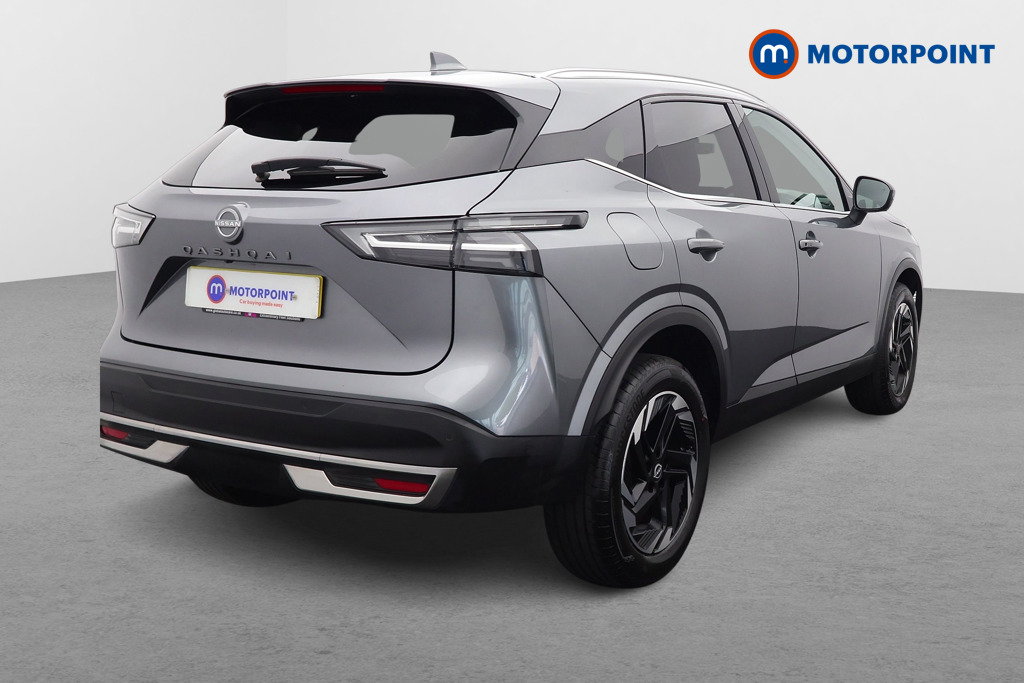 Nissan Qashqai N-Connecta Automatic Petrol SUV - Stock Number (1586715) - Drivers side rear corner
