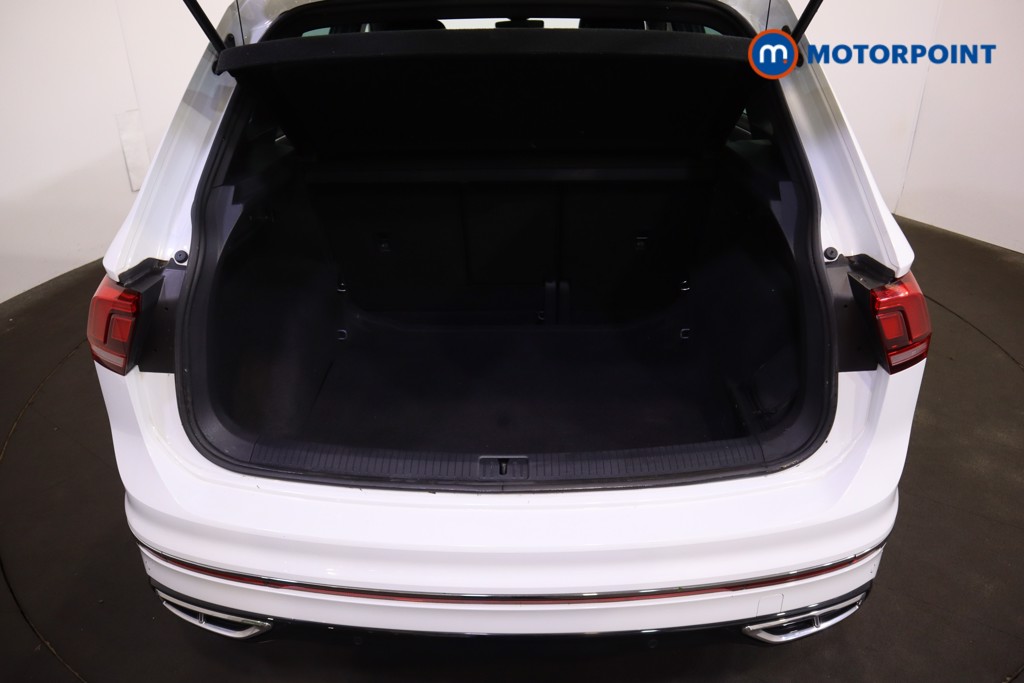 Volkswagen Tiguan R-Line Automatic Petrol SUV - Stock Number (1586778) - 8th supplementary image