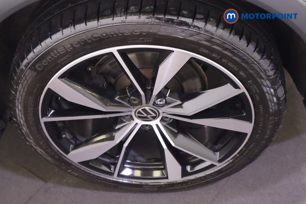 Volkswagen Tiguan R-Line Automatic Petrol SUV - Stock Number (1586778) - 9th supplementary image