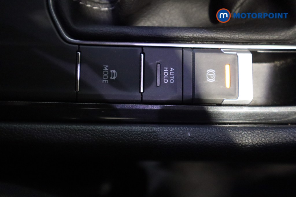 Volkswagen Tiguan R-Line Automatic Petrol SUV - Stock Number (1586778) - 23rd supplementary image