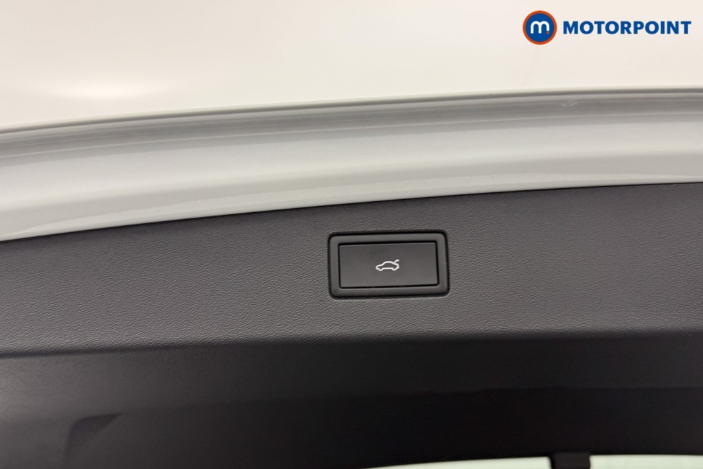 Volkswagen Tiguan Match Automatic Petrol SUV - Stock Number (1586821) - 23rd supplementary image