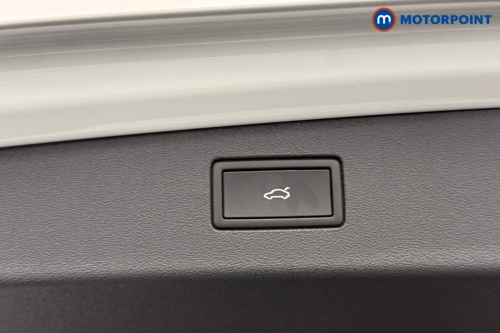 Volkswagen Tiguan Match Automatic Petrol SUV - Stock Number (1586825) - 23rd supplementary image