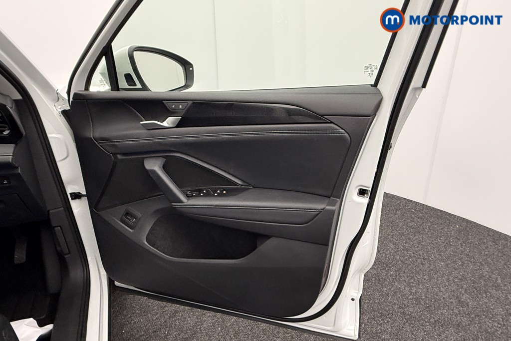 Volkswagen Tiguan Match Automatic Petrol SUV - Stock Number (1586827) - 17th supplementary image