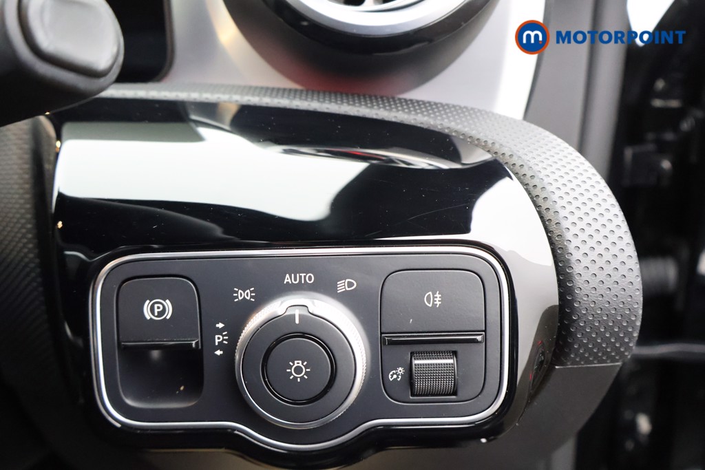 Mercedes-Benz CLA Amg Line Automatic Petrol Coupe - Stock Number (1586931) - 8th supplementary image