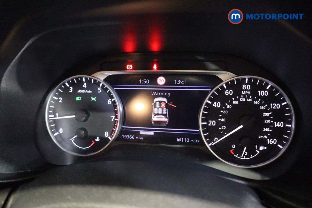 Nissan Juke N-Connecta Manual Petrol SUV - Stock Number (1587162) - 4th supplementary image